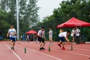 郑州操场吃瓜事件视频,校园暴力事件的反思与警示