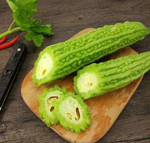 酒吧吃瓜事件是什么,揭秘背后真相与争议