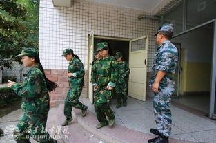 西安翻译教官吃瓜事件真相,真相揭秘与反思